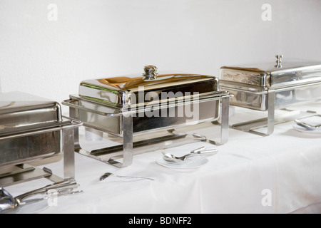 Chafing Dish Edelstahl am buffet Stockfoto