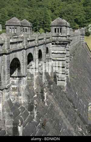 Bereich der Lake Vyrnwy, Wales. Blick auf Lake Vyrnwy Staumauern. Stockfoto