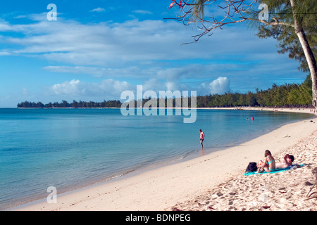 Mon Choisy Beach an der Nordwestküste der Insel Mauritius im Indischen Ozean Stockfoto