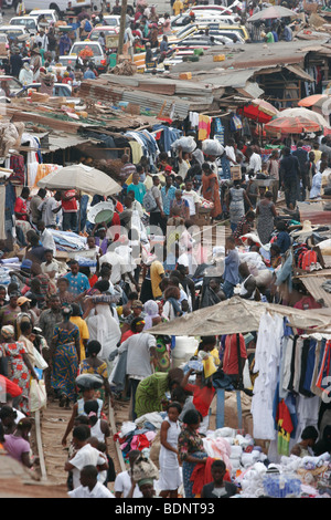 Die sehr quirligen Kumasi Markt zentrale Kumasi. Ghana. West-Afrika Stockfoto