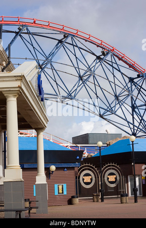 Haupteingang nach Blackpool Pleasure Beach Lancashire Stockfoto