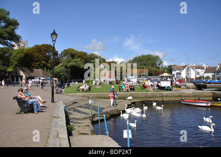 Quomps, Christchurch Quay, Christchurch, Dorset, England, Vereinigtes Königreich Stockfoto