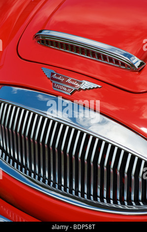 Austin Healey 3000 Mk 3 Britische Sportwagen Abzeichen und Grill Kühler Stockfoto