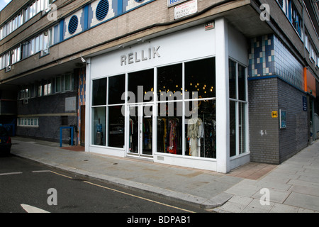 Rellik-Bekleidungsgeschäft auf Golborne Road, North Kensington, London, UK Stockfoto