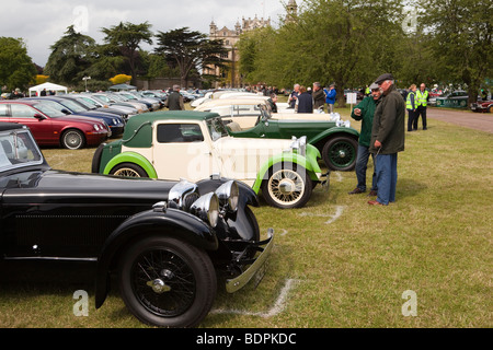 Autofahren, Jaguar Enthusiasts Club 25. Jahrestag Rallye Thoresby Hall Park, Nottinghamshire, SS schlucken Fahrzeuge Stockfoto