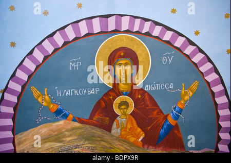 Fresko an der Decke der Kirche der Jungfrau Maria Lagouvarda Jungfrau Maria von den Schlangen in Markopoulo auf der griechischen Insel Kefalonia Stockfoto