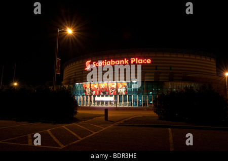 Scotiabank Place: Home von den Ottawa Senators gesehen bei Nacht Stockfoto