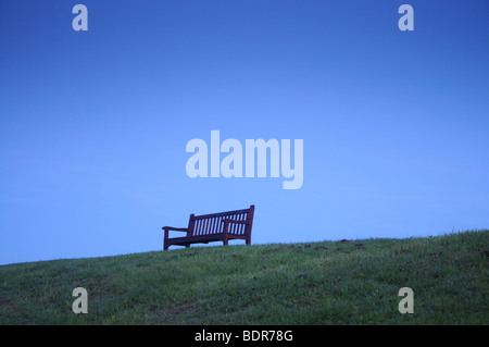 Bank auf Hügel Stockfoto