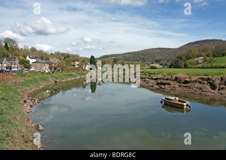 Der Fluss Wye in der Nähe von Tintern Abbey in Monmouthshire South Wales Stockfoto