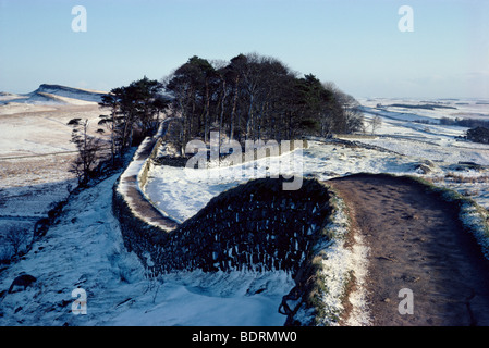 Der Hadrianswall im Schnee, Cumbria Stockfoto