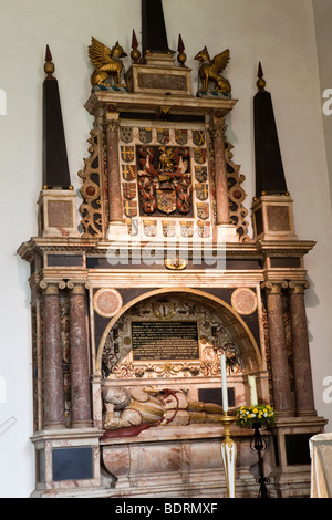 Großbritannien, England, Norfolk, North Walsham, St. Nikolaus Pfarrkirche Innenraum Sir William Paston 1608 Memorial Stockfoto