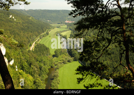 Blick vom Knopfmacherfelsen (Knopfmacher Felsen), Naturpark obere Donau, Donaubergland, Baden-Württemberg, Deutschland, Europa Stockfoto