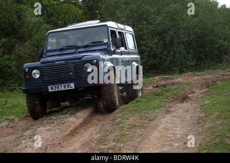 Off Road in einem Land-Rover 4 x 4 13. Mai 2006 Stockfoto