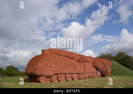 "Brick" scuplture der Lner Klasse E4 "allard" von David Mach, Darlington, County Durham Stockfoto