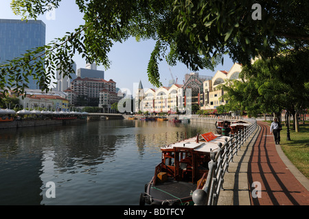 Blick auf Singapore River aus Robertson Quay Bereich zum Clarke Quay und die Stadt, Singapur Stockfoto