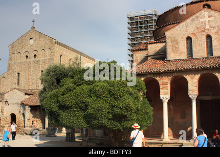 Basilica di Santa Maria Assunta und die Kirche Santa Fosca, Insel Torcello Stockfoto