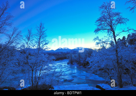 Frozen River Abisko Nationalpark Schweden Europa winter Landschaft Stockfoto