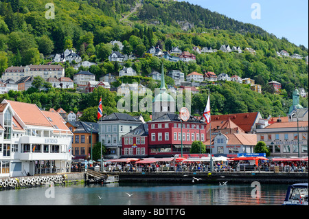 Fischmarkt vor dem Domkirken, Bergen, Norwegen, Europa Stockfoto