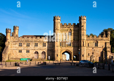 Abendsonne auf Battle Abbey Stockfoto