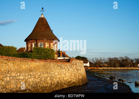 Flut Bosham Hafen West Sussex Stockfoto