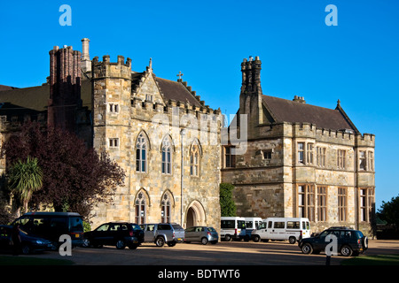 Abendsonne auf Battle Abbey School Stockfoto