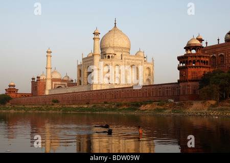 Taj Mahal, Weltberuehmtes Mausoleum in Agra, Indien, Indien Stockfoto