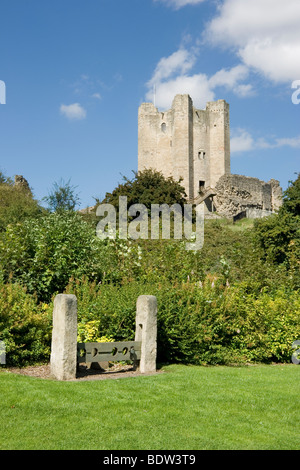 Die Überreste der Conisbrough Castle, eines der schönsten normannischen Burgen Englands und die Inspiration für Sir Walter Scotts Ivanhoe. Stockfoto