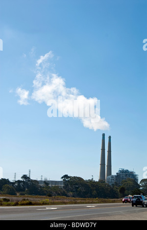 Moss Landing-Kraftwerk ist ein Elektrizitätswerk Generation in Moss Landing, Kalifornien, befindet sich am Mittelpunkt der Monterey Stockfoto