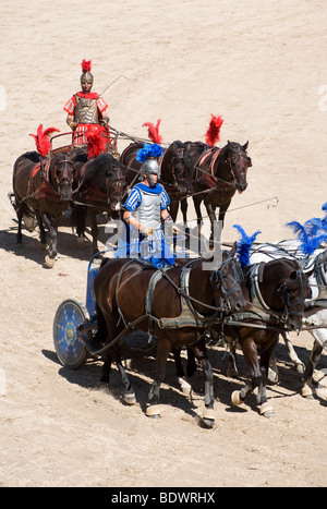 römische Wagenrennen, Puy du Fou, Frankreich Stockfoto