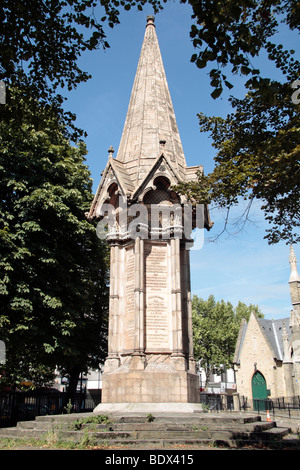 Der protestantische Märtyrer-Denkmal auf dem Gelände des St. Johann Kirche, Stratford, East London, UK. Stockfoto