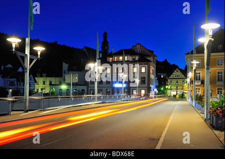 Stadtbruecke Stadtbrücke, Gernsbach, Murgtal, Schwarzwald, Baden-Württemberg, Deutschland, Europa Stockfoto