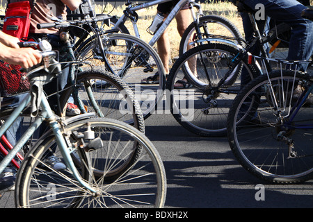 "Kritische Masse" Fahrrad-Parade in Rom, Fahrräder gegen Pkw-Nutzung zu fördern. Stockfoto