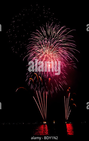 Höhe-Feuerwerk am Seenachtfest-seefest am Bodensee in Baden-Württemberg, Deutschland, Europa Stockfoto