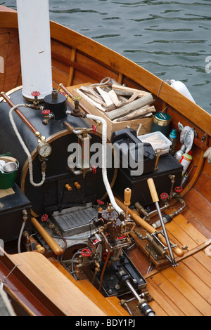 Detail der Dampfmaschine in eine traditionelle Dampferfahrt in Frankreich. Stockfoto