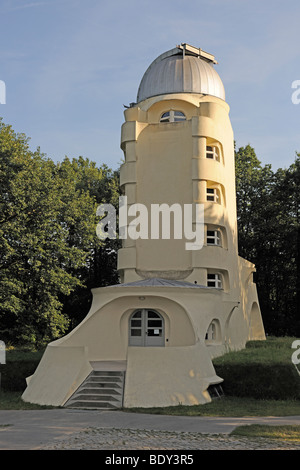 Einsteinturm des Astrophysikalischen Instituts in Potsdam, Brandenburg, Deutschland, Europa Stockfoto