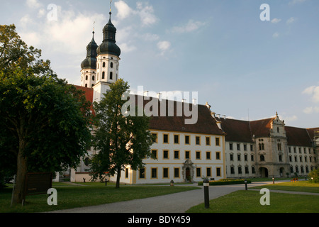 Diplomatenakademie Lehrerbildung, Kirche und ehemaliges Kloster Obermarchtal, Alb-Donau-Kreis, Baden-Württemberg, Ger Stockfoto