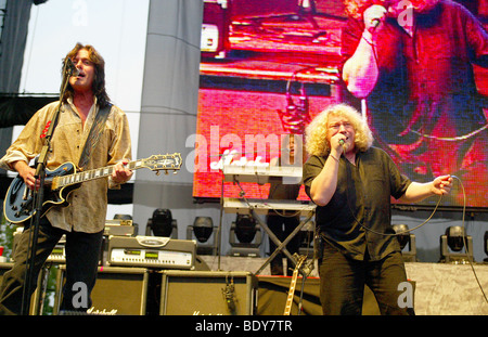 Ausländer - US rock Gruppe im Oktober 2003 mit Lou Gramm auf der rechten Seite Stockfoto