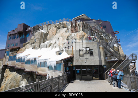 Chamonix-Panoramaterrasse auf den Piton Nord, Aiguille du Midi Chamonix, Mont Blanc-Massivs, Alpen, Frankreich, Europa Stockfoto