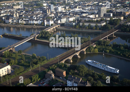 Brücken über die Mosel River, Koblenz, Rheinland-Pfalz, Deutschland, Europa Stockfoto