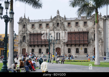 Erzbischöflichen Palast, Plaza de Armas de Lima, Altstadt, Lima, Peru, Südamerika, Lateinamerika Stockfoto