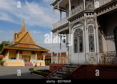 Königspalast und Silberne Pagode mit dem Pavillon von Napoleon III, Phnom Penh, Kambodscha, Südost-Asien Stockfoto