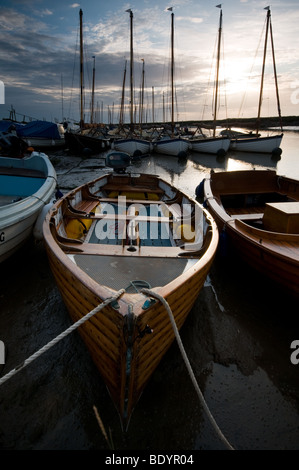 Morgendämmerung am Morston Quay, Norfolk UK Stockfoto