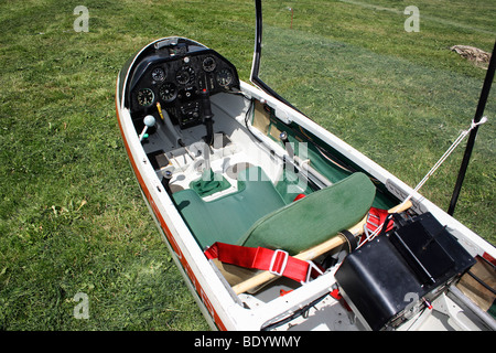 Cockpit und Sitz eines Segelflugzeugs Stockfoto
