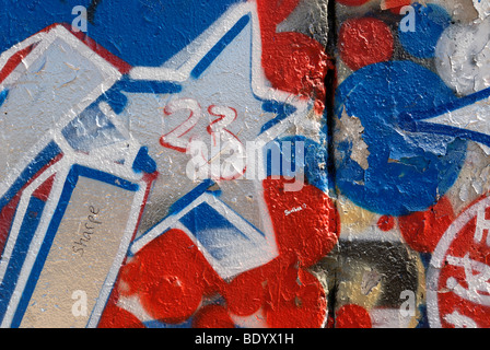 East Side Gallery, Graffiti, Berliner Mauer, Berlin, Deutschland, Europa Stockfoto