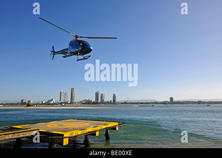 Hubschrauber abheben aus einer Plattform, Sea World, Surfers Paradise, Gold Coast, New-South.Wales, Australien Stockfoto