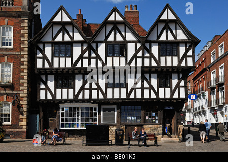 Altes Fachwerk Tudor-Stil Gebäude, gebaut von 1485 bis 1603, steile Hügel, Lincoln, Lincolnshire, England, UK, Europa Stockfoto