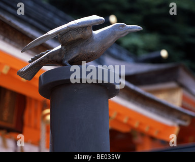 Crow Symbole am Kumano Nachi Taisha Grand Shrine Stockfoto