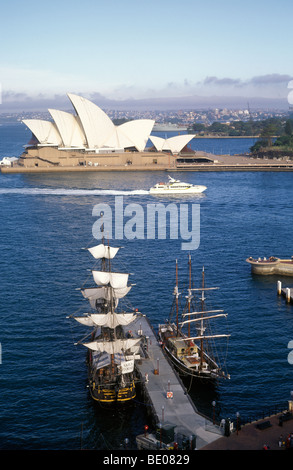 Großsegler und das Sydney Opera House, Circular Quay, Sydney, Australien Stockfoto