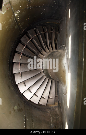 Blick auf ein Harrier Jet Turbine Lüfterflügel Stockfoto