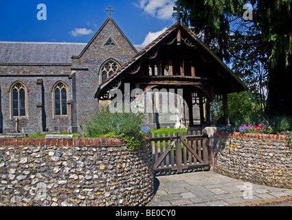 Lynch Tor am St. Matthews Church, Otterbourne, Hampshire, England Stockfoto